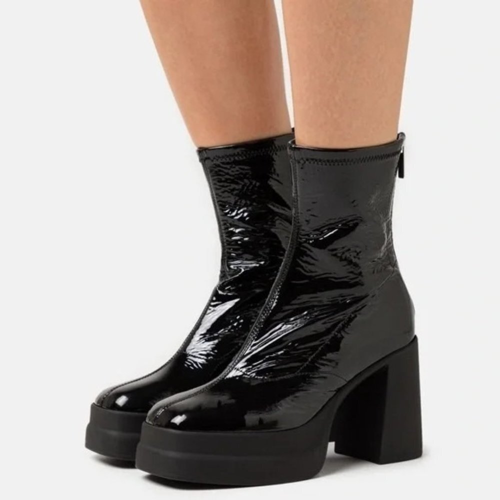 Free People Double Stack Textured Black Patent Leather Platform Boots S 6.5 NWOB